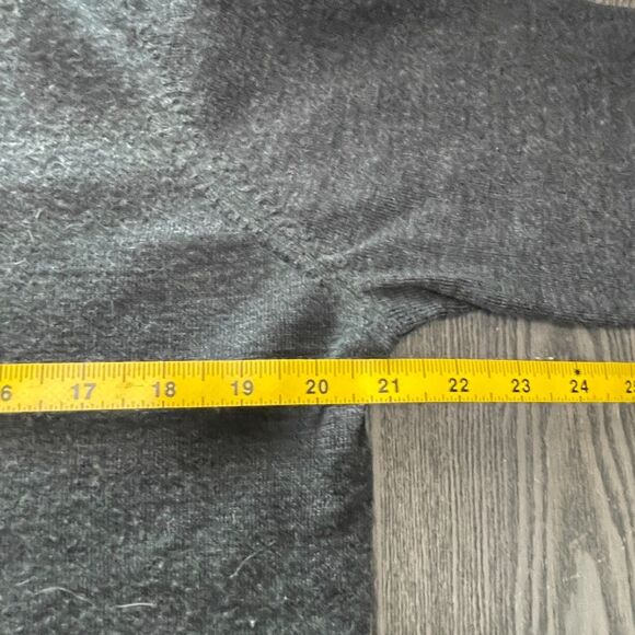 H&M Mens L Long Sleeve V Neck Pullover 100% Merino Wool Gray Sweater - Picture 6 of 6